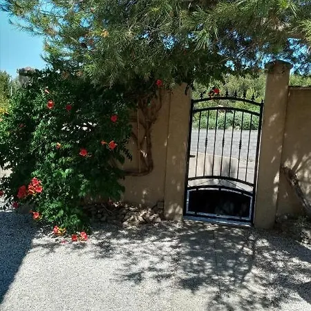 Les Coronilles فندق مبيت وإفطار بوكير