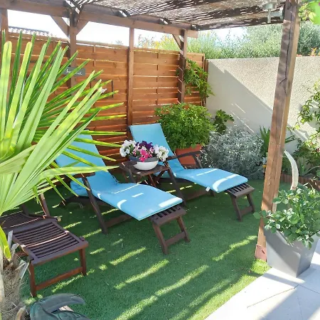 Bed & Breakfast Les Coronilles