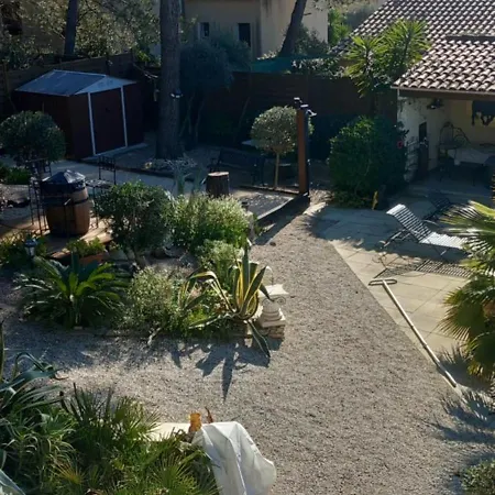 Les Coronilles فندق مبيت وإفطار بوكير